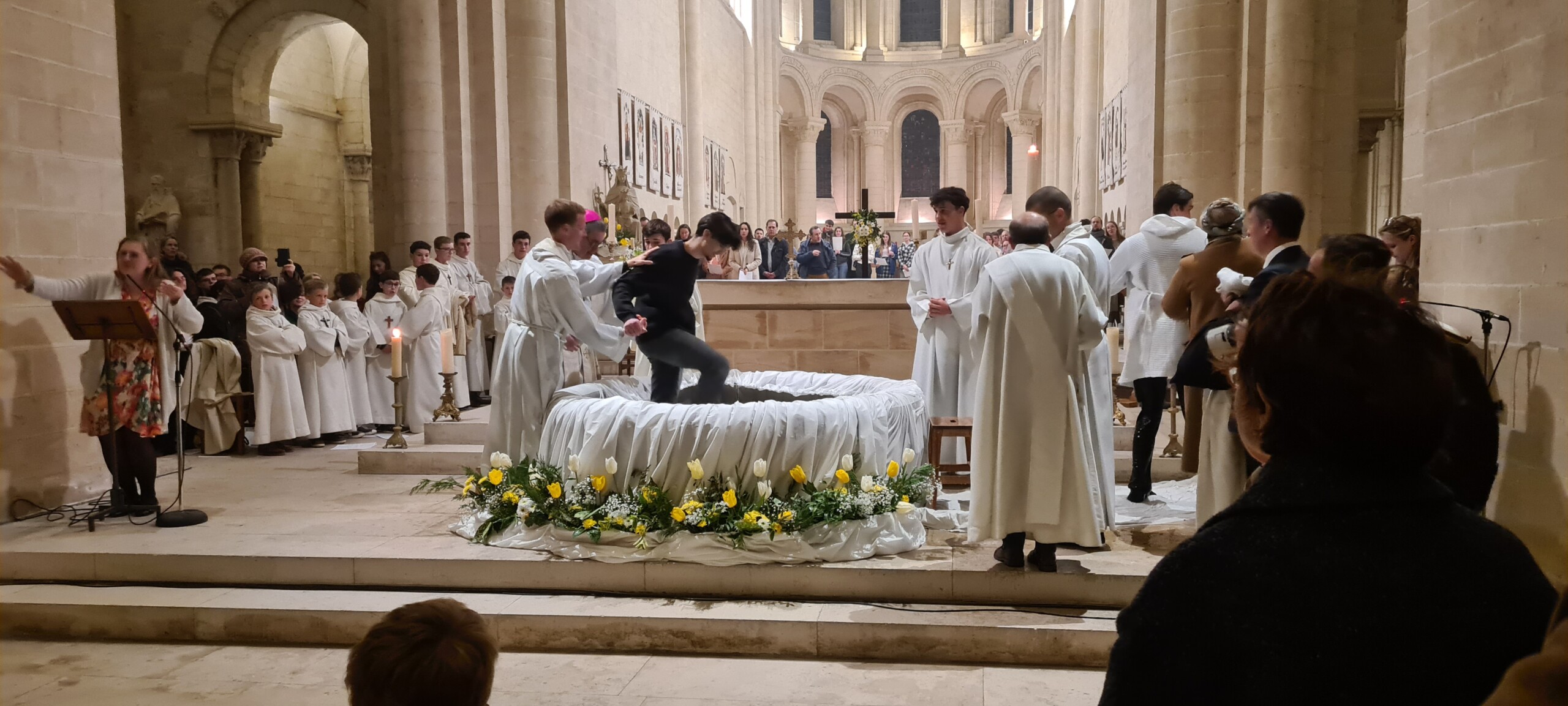 TANT DE BAPTÊME A PÂQUES